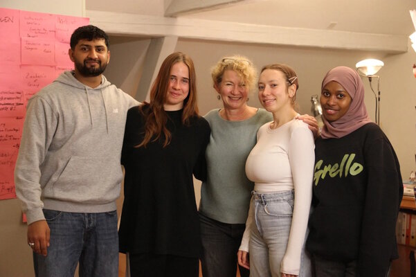 (Von links) Mohammad Yaqub Naqshbandi, Arlette Christinger, Pamela Dürr, Vasylysa Frolova, Hani Ismail.